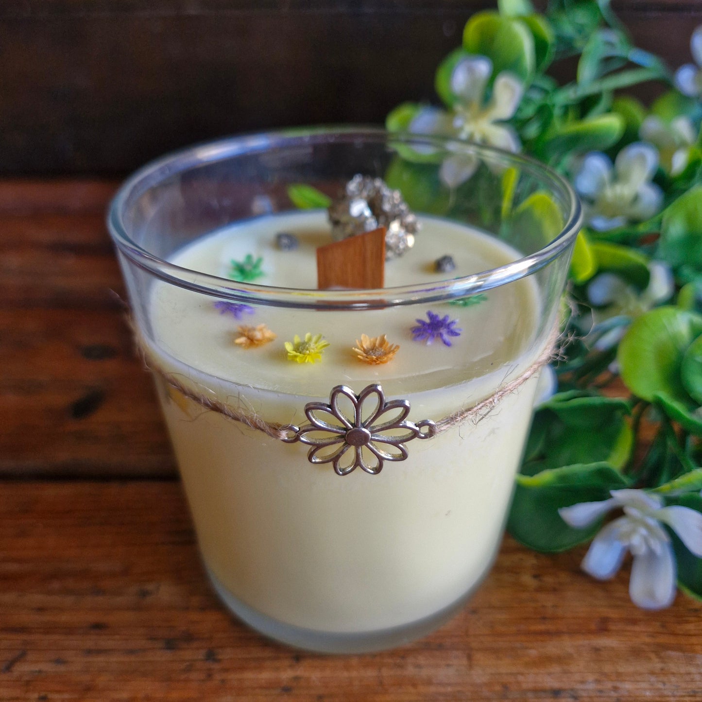 Vela intencionada "Energía & Alegría" Aroma: Coco y Cítricos