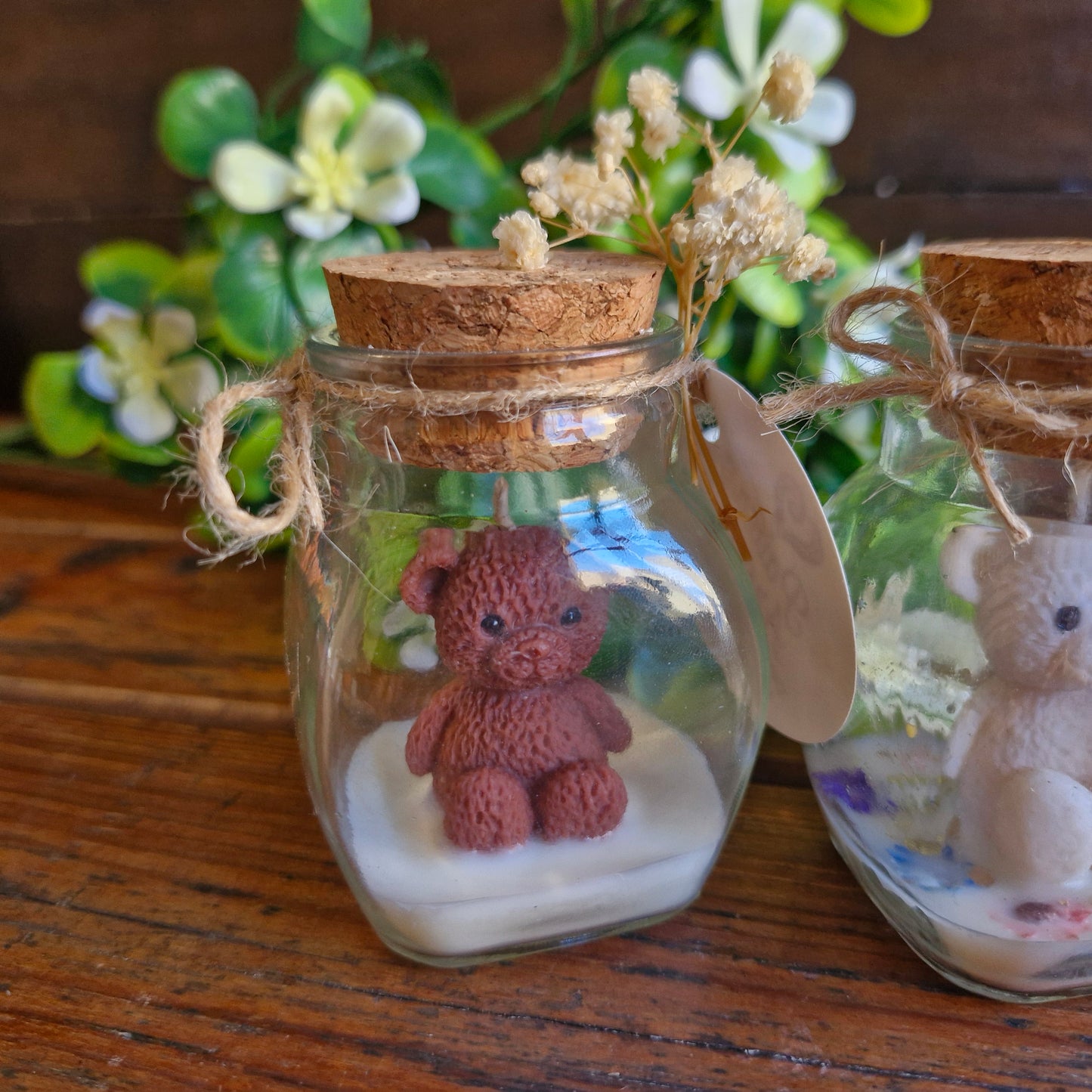 Vela decorativa aromática con osito en frasco con tapa de corcho