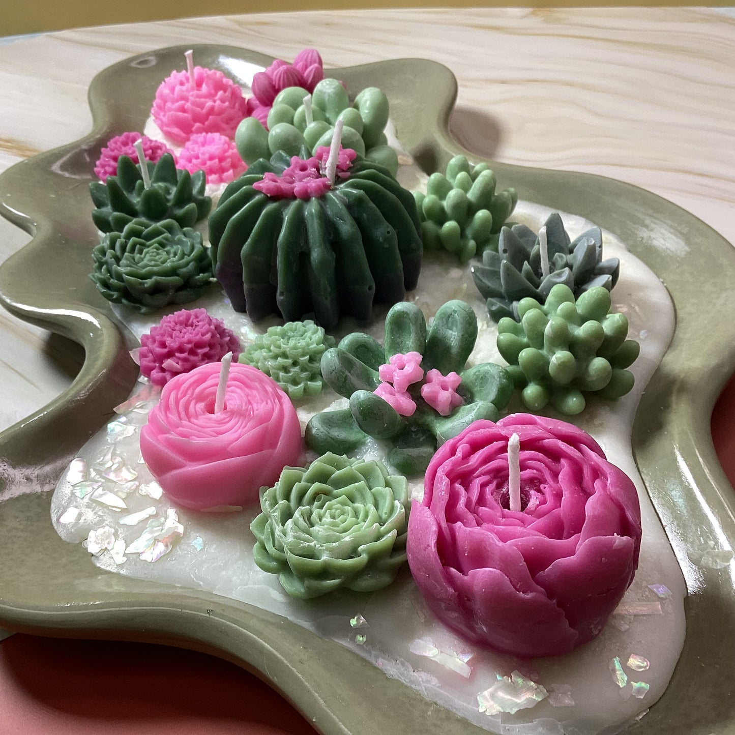 Velas decorativas en forma de terrario irregular grande