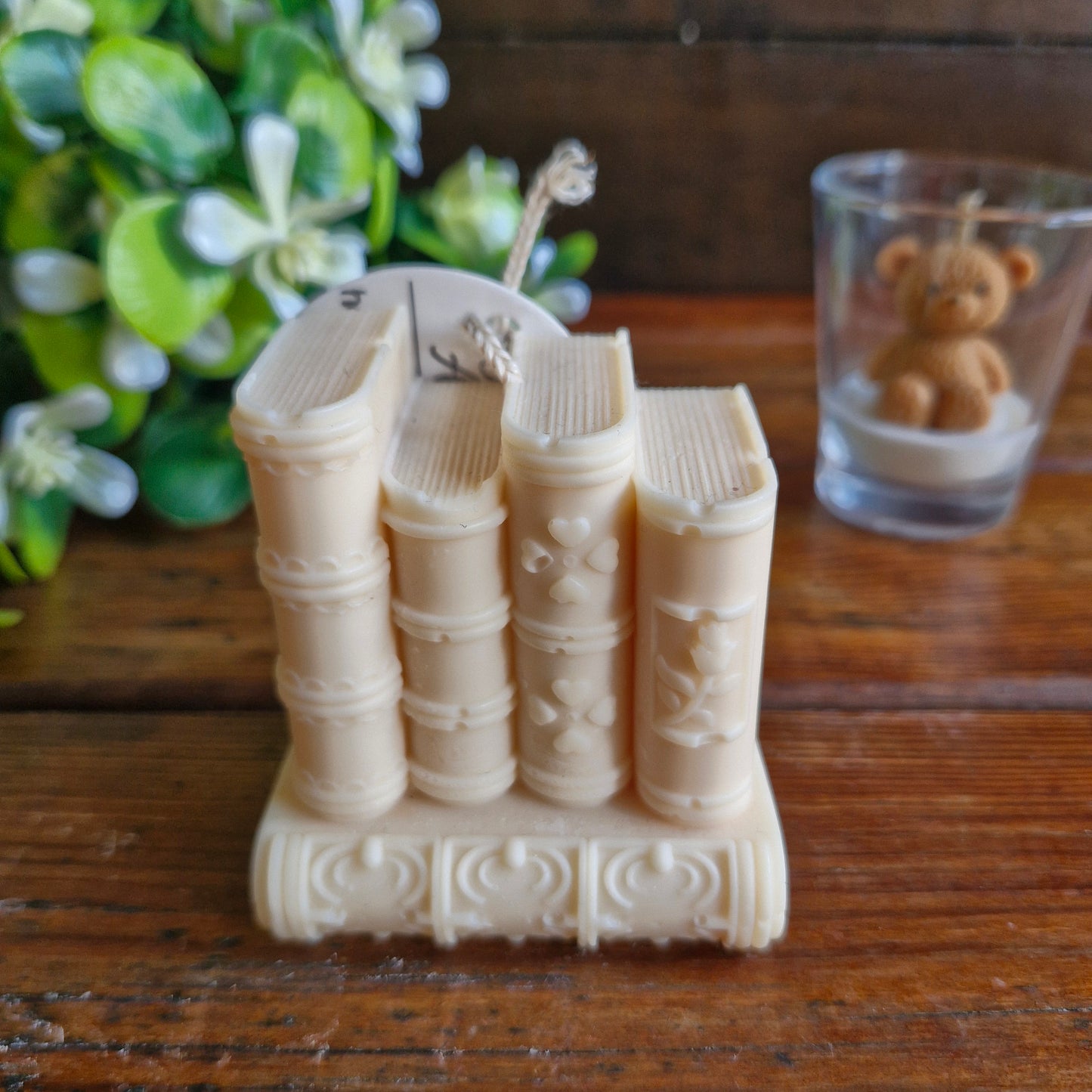 Vela decorativa aromática diseño Libros