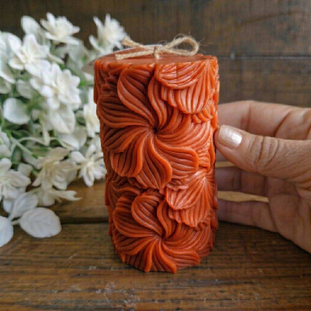 Vela decorativa aromática diseño Pilar de Flores