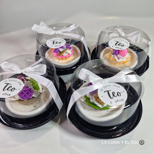 Pack 20 mini velitas diseño cupcake colores surtidos con empaque y etiqueta especial